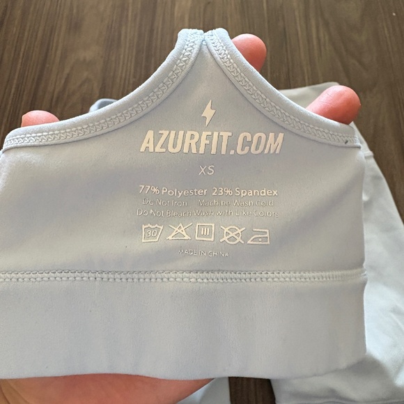 Azur Fit Mathcing Set High Waisted Biker Shorts 5 inch and Sports Bra Light Blue - Picture 4 of 8